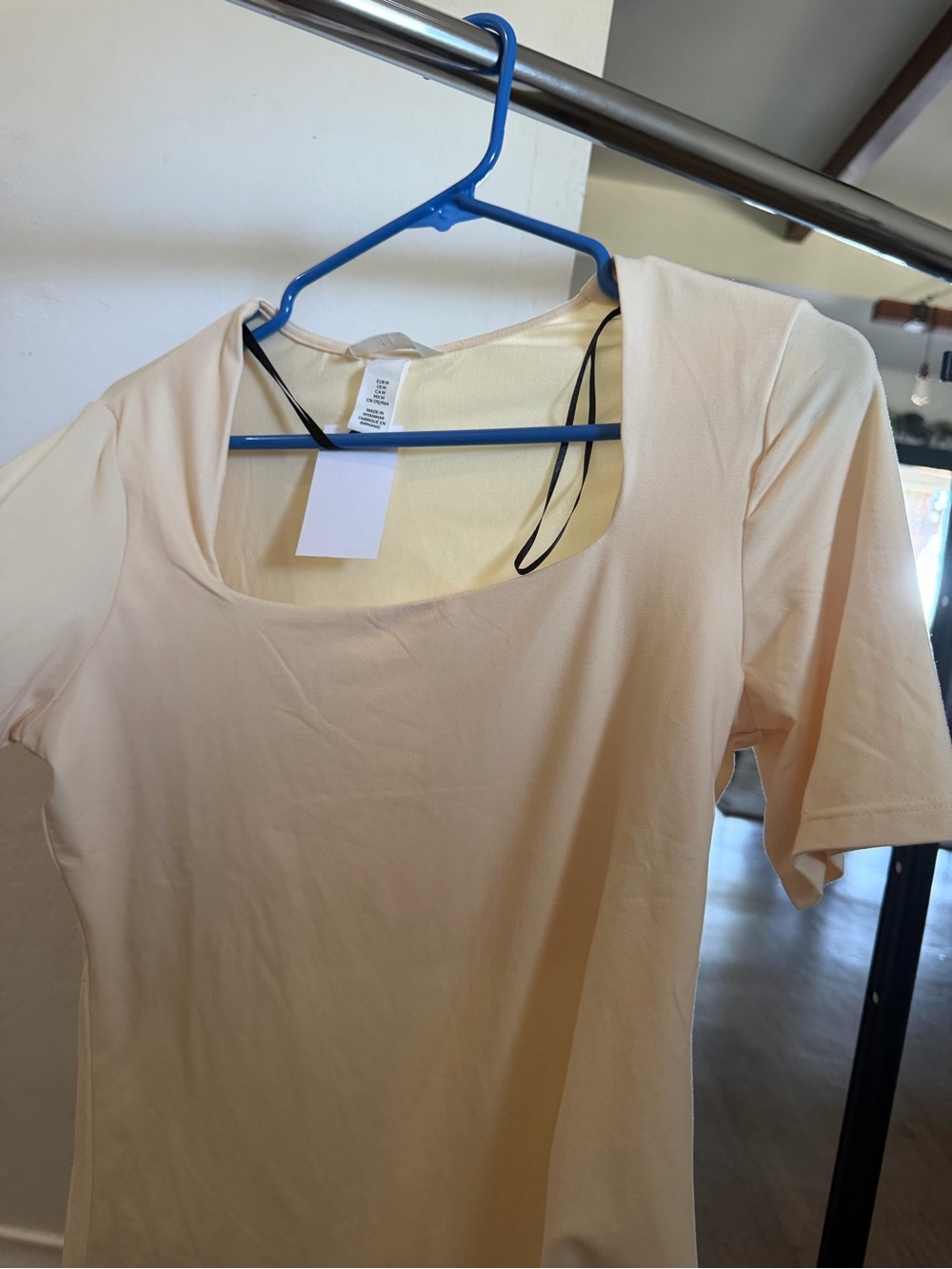 H&M Short Sleeve Scoop Neck Top - Cream
